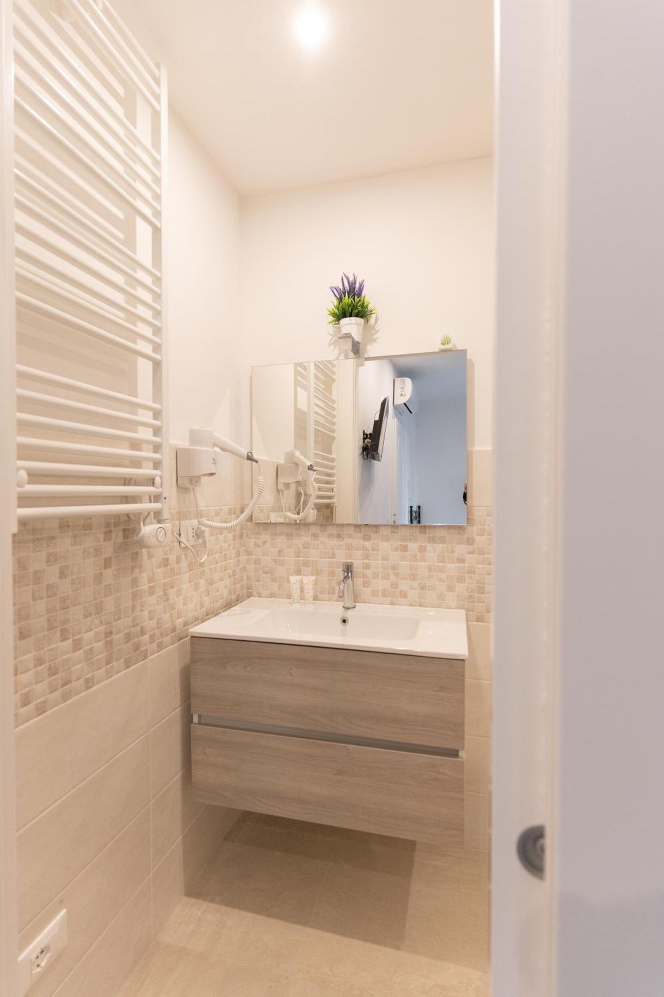 Adam Eric Bed & Breakfast La Spezia Bagian luar foto