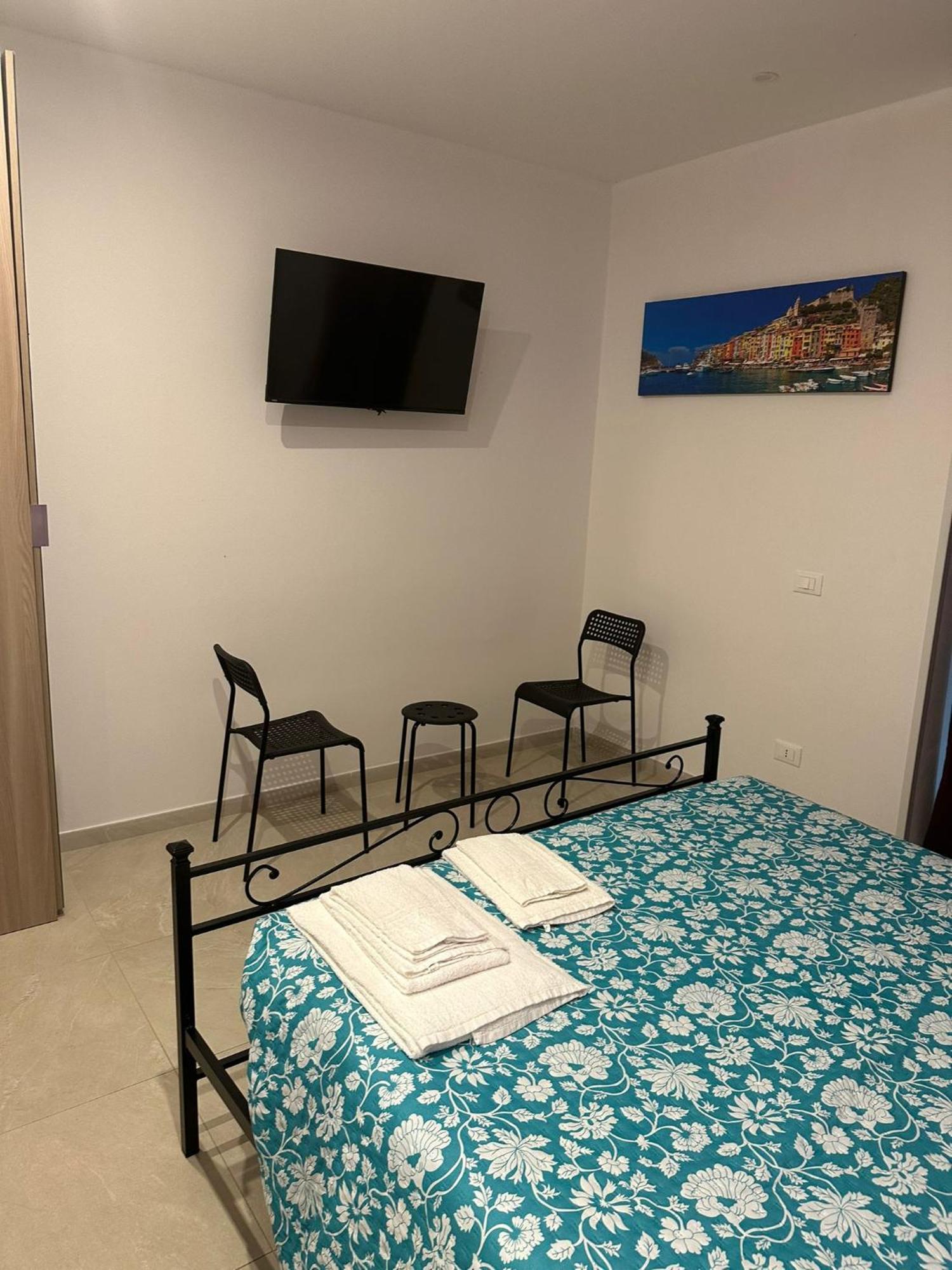 Adam Eric Bed & Breakfast La Spezia Bagian luar foto